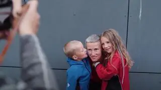 Katarzyna Rogowiec jako dziecko w wypadku straciła obie ręce - ma partnera i dwójkę dzieci