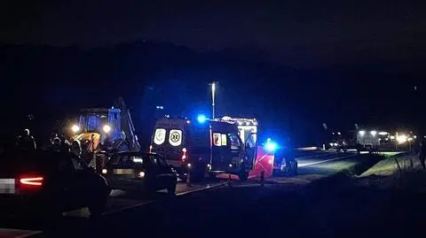 Motocyklista zderzył się z koparką. Nie przeżył 