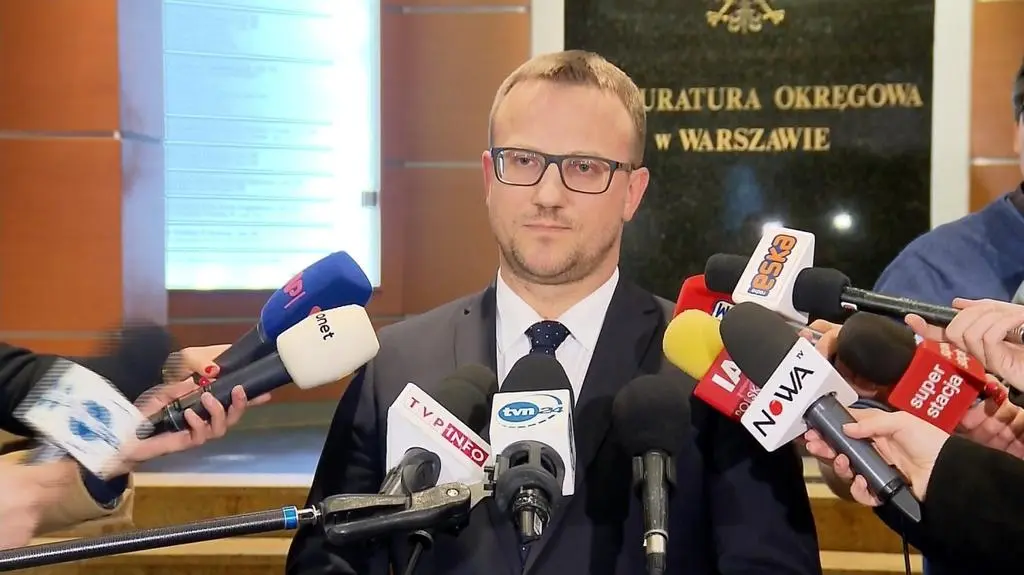 Cała konferencja prokuratury w sprawie przesłuchania Tuska