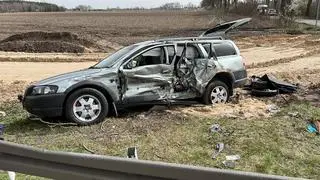 Zderzenie dwóch samochodów na DK92