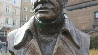 Obelisk Romana Wilhelmiego