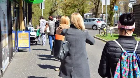 Premier zapowiada kolejne obostrzenia. Tak wyglądał lockdown rok temu