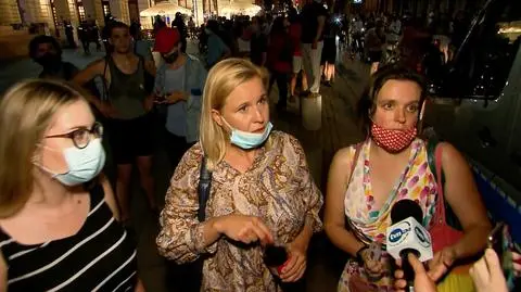Posłanka Klaudia Jachira podczas protestu na Krakowskim Przedmieściu