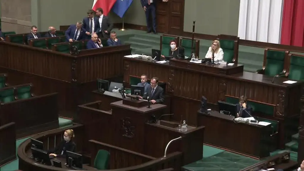 SEJM Kamiński setka 1