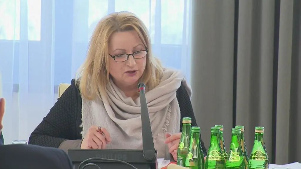 Zdrojewska: dyskusja jest niemerytoryczna