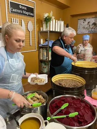 Papieski jałmużnik z pomocą w Ukrainie