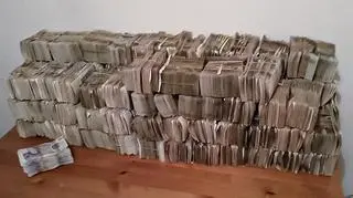 Śledczy zabezpieczyli ponad 2 miliony funtów w gotówce