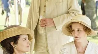 Elizabeth McGovern, Hugh Bonneville i Laura Elizabeth Carmichael