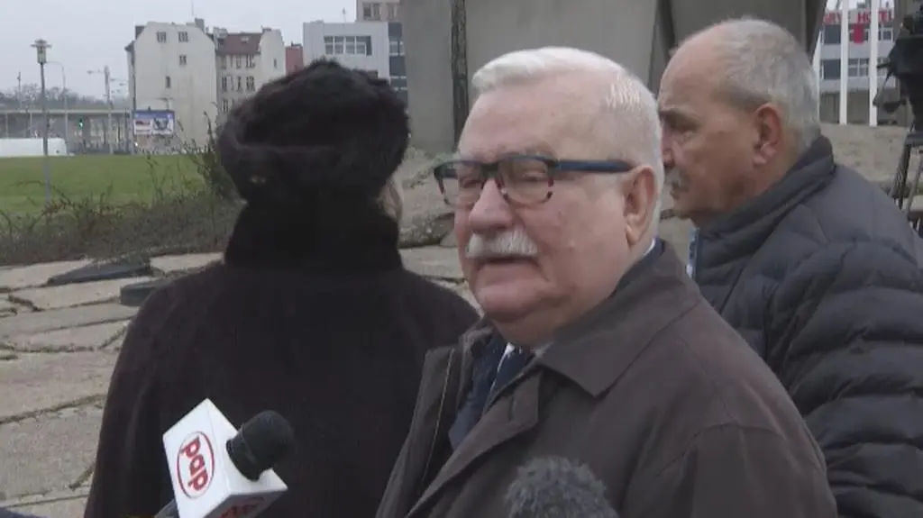 Wałęsa o referendum 