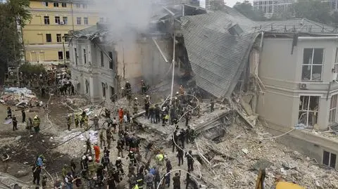 Tymofij ma cztery miesiące, czekał na zdjęcie szwów. "Całowałem go i płakałem"