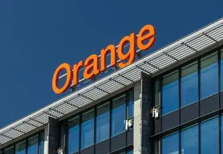 Orange Polska porozumiało się ze związkowcami. Tysiąc osób skorzysta ze specjalnego programu