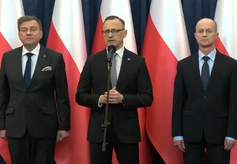 Co z nominacjami oficerskimi? "Prezydent sformułował swoje oczekiwania"