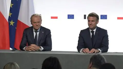 09 1600 tusk macron-0003