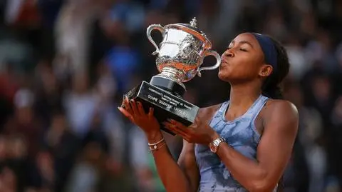 Wzruszona Gauff, Sabalenka we łzach