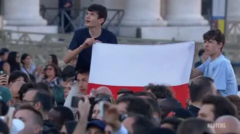 Tłumy i radość na Placu Świętego Piotra. Transmisja w TVN24+