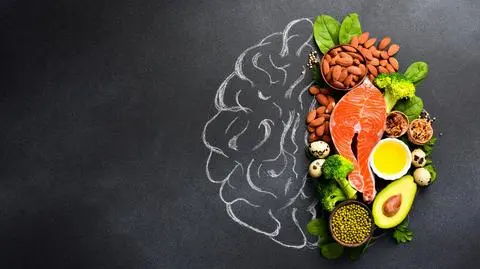 demencja dieta shutterstock_2565504121