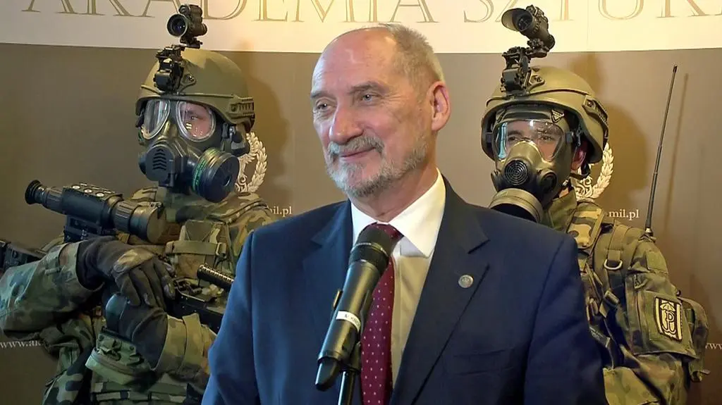 Macierewicz: do WOT zgłosiło się 10 tys. ochotników