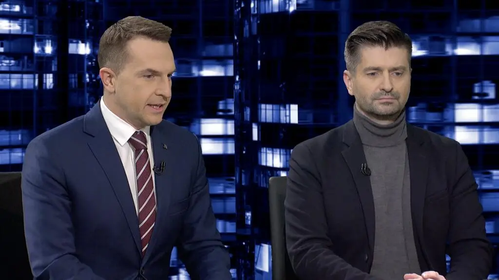 Krzysztof Śmiszek i Adam Szłapka byli gośćmi "Kropki nad i".