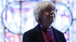 Kapłaństwo kobiet jak kara śmierci? Kościół katolicki też zmienia zdanie