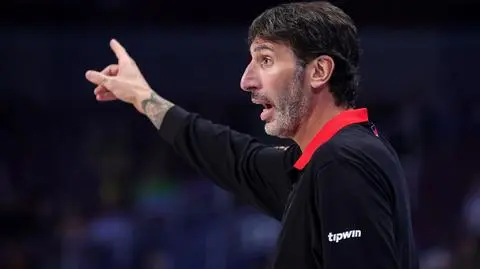 Trener mistrzów Europy nadal w szpitalu. Schudł już 16 kilogramów