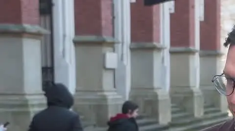 UJ