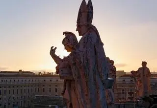 Naciskają na Watykan. Może dojść do napięć
