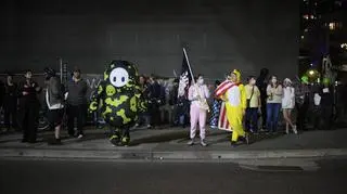 Protest przed budynkiem amerykańskiej służby Imigracyjnej i Celnej (ICE) w Portland w stanie Oregon