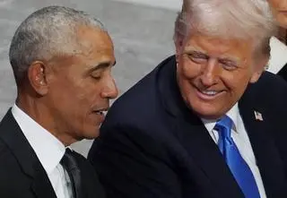 Obama zatrzymany przez FBI? Trump opublikował filmik wygenerowany przez AI