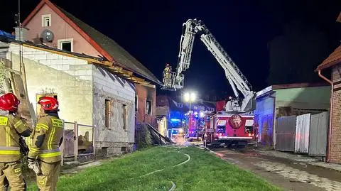 Pożar w Gniewie. Zginęła kobieta z dzieckiem