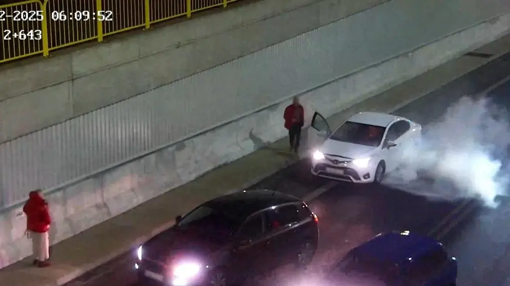Auto zaczęło się dymić 