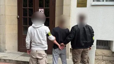 33-latek usłyszał zarzuty po pobiciu kuriera