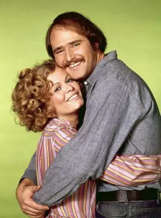 Rob Reiner i Sally Struthers w "All in the Family"