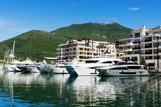 Miasto Tivat w Czarnogórze 