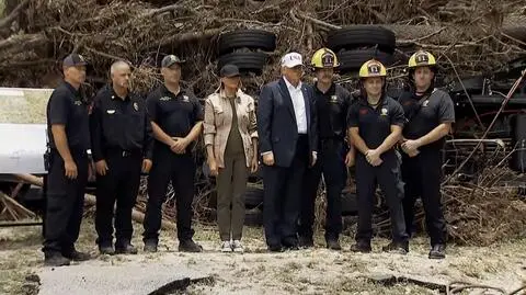 Donald Trump odwiedził miejsca powodzi w Teksasie
