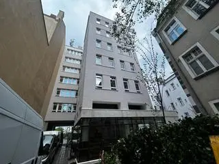 Dobudowana część budynku