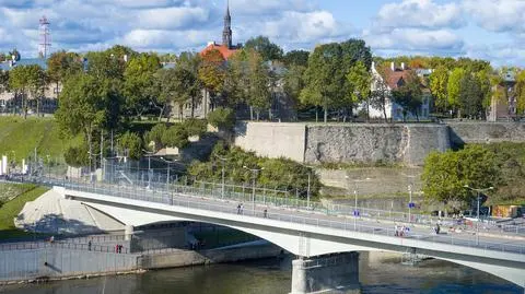 shutterstock_1957987474