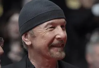 Gitarzysta U2 został obywatelem kraju, w którym mieszka od 62 lat 