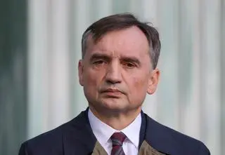 Czas wracać? Co Polacy sądzą o ucieczce Ziobry. Sondaż