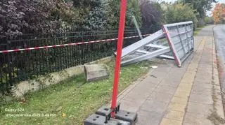 Przystanek, w który wjechała kobieta