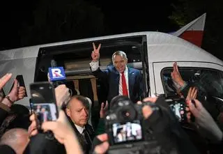 Nawrocki brał udział w bijatykach. "Jestem ciekawy głosu Kościoła"