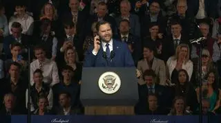 J.D. Vance dzwoni do Donalda Trumpa