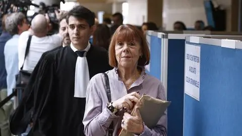 Zlecał gwałty na żonie. Współoskarżonym grozi do 18 lat więzienia