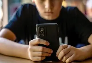 Zakaz mediów społecznościowych. "Teraz nadszedł czas"