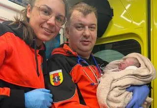 Obudził ją poród - na przejazd do szpitala było za późno