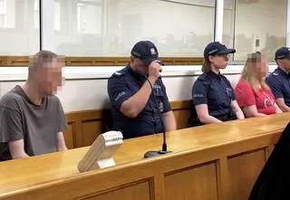 Ośmioletni Kamil nie żyje. Początek procesu matki i ojczyma