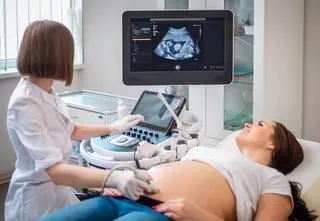 Niebawem urodzi się tysięczne dziecko z programu in vitro