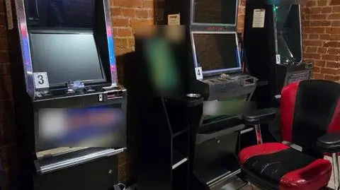 Policja rozbiła cztery nielegalne lokale, zabezpieczyła 16 automatów