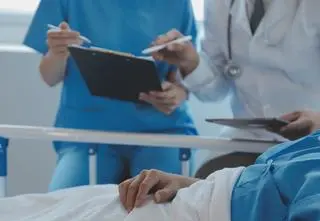 "Ludzie mają poczucie, że szansa na wyzdrowienie jest coraz mniejsza"