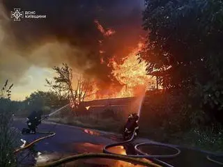 Pożar po rosyjskim ataku z użyciem dronów