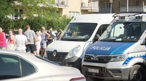 Pierwsi mieszkańcy weszli do swoich mieszkań po pożarze bloku mieszkalnego w Ząbkach. Relacja Jana Piotrowskiego